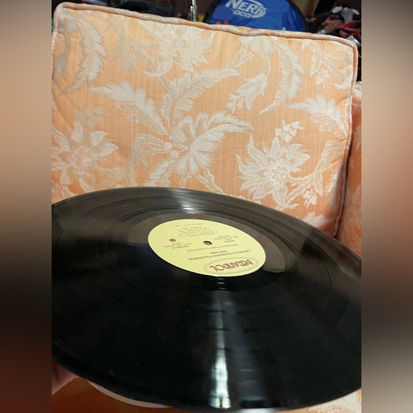 🍁 Vintage and 1977 Canada’s Favourite Folksongs For Kids Vinyl Record 🍁 - Picture 3 of 5